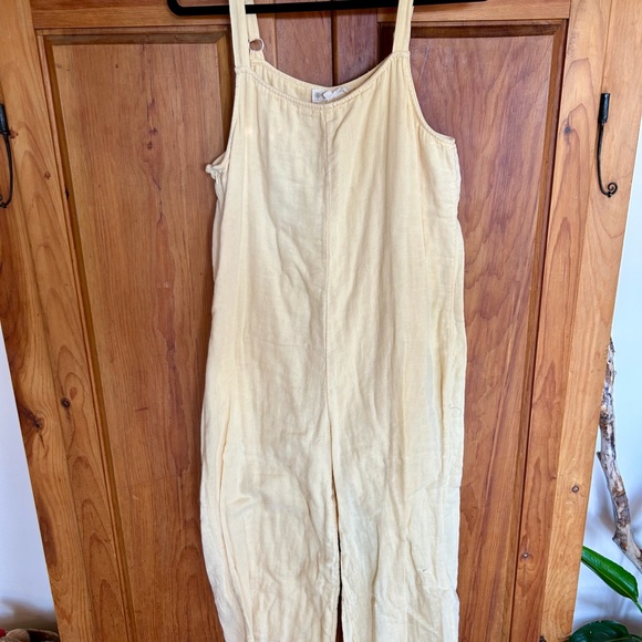 Yellow Sleeveless Jumpsuit - Picture 1 of 3